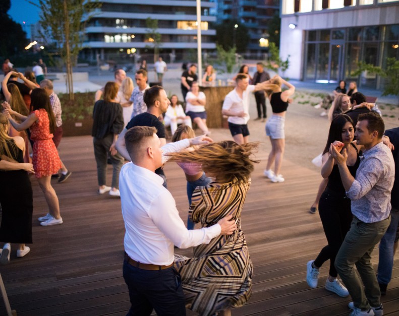 We have turned River Rink into a summer concept with dance nights by the river