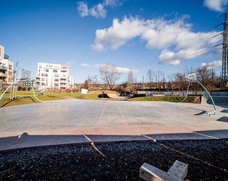 V Hloubětíně se od letoška bude hrát basket. A nejen to.