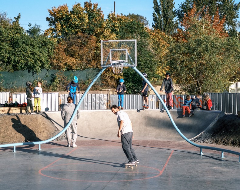 V Hloubětíně se od letoška bude hrát basket. A nejen to.