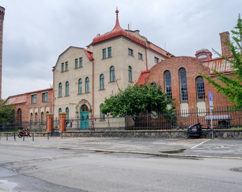 Trendy v eventech 2025 – hybridní eventy, zážitkový design a top prostory v Praze