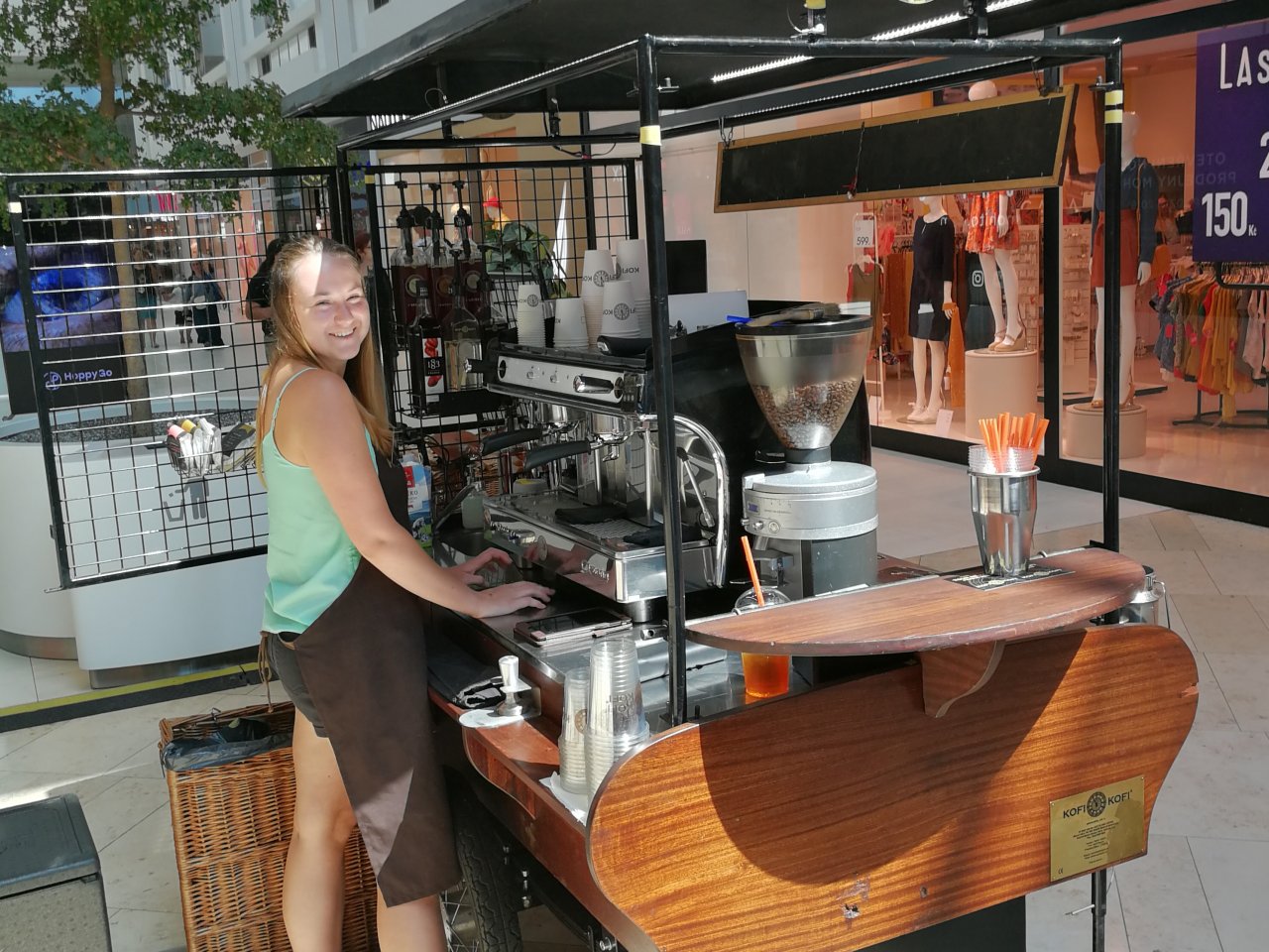 Kávové pop-upy Kofi-Kofi nově hned ve dvou obchodních centrech