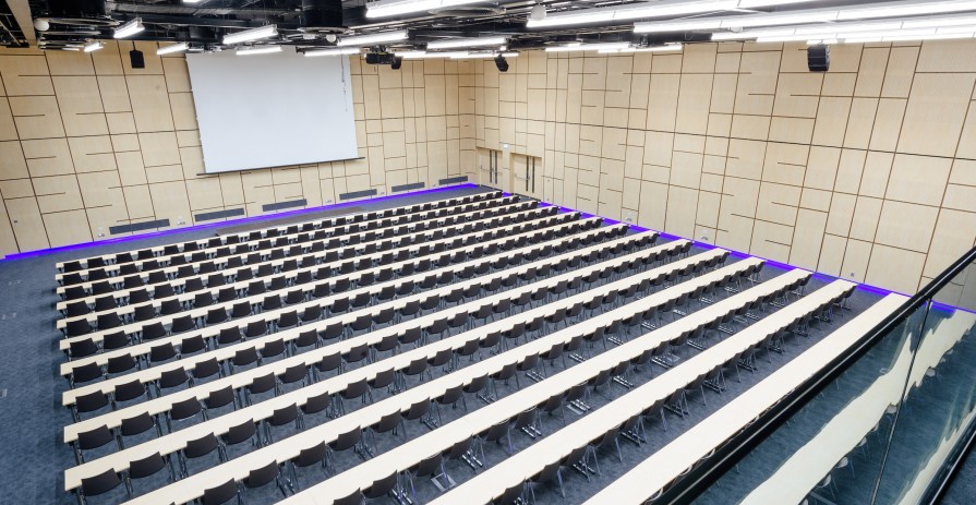 Large-capacity conference hall in the O2 Universum