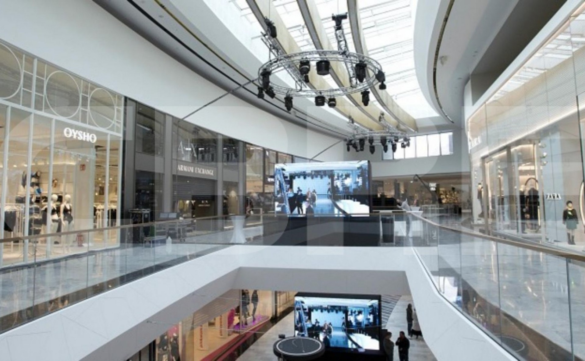 Rental of Retail Space / Kiosk at Westfield Chodov Prague 14