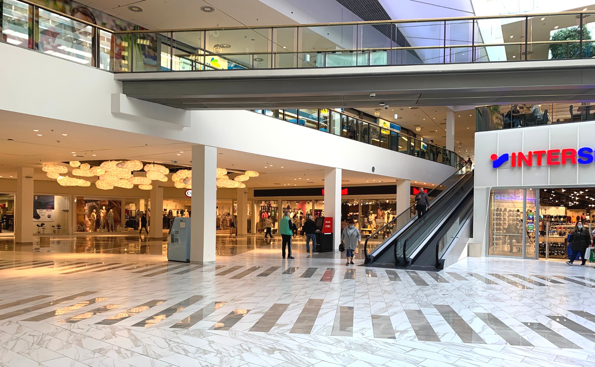 Lease of Retail Space / Kiosk in OC Varyáda Karlovy Vary