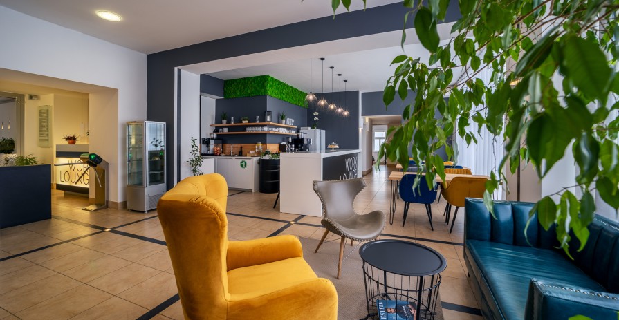 Kanceláře k pronájmu v coworkingu WorkLounge Smíchov