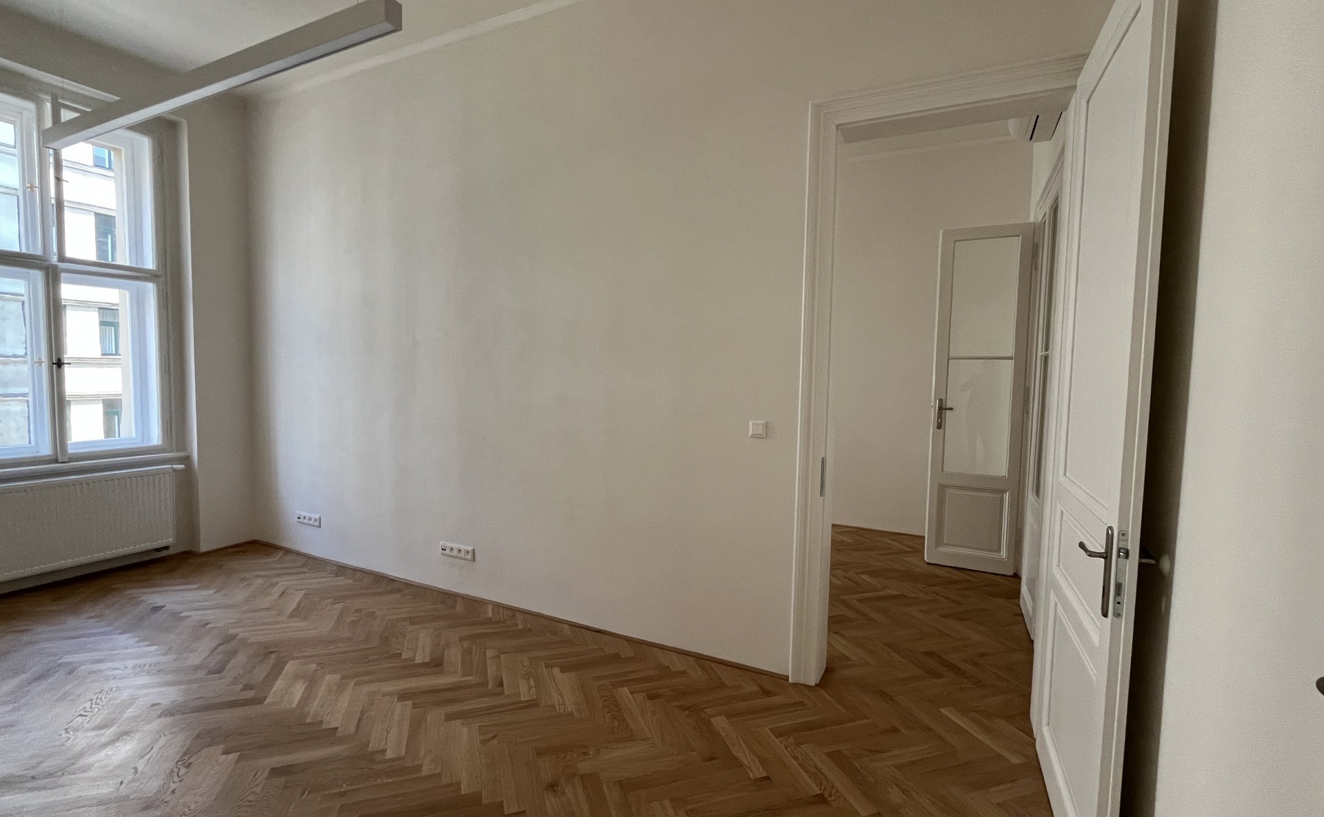Klimentská - kanceláře k pronájmu