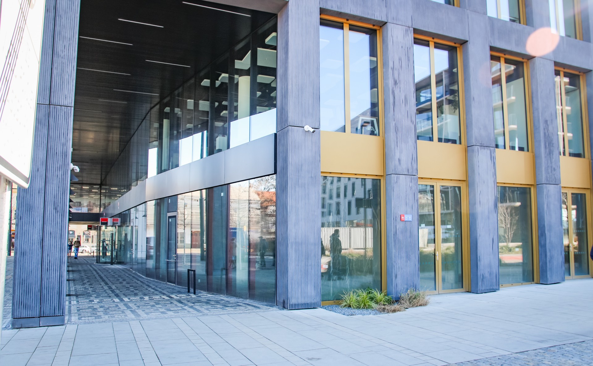 rohový prostor pro restauraci Smíchov City
