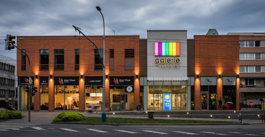 Retail space or kiosk spot available at Galerie Teplice