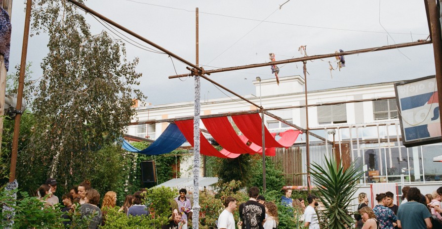 Planeta Za: Dva sály, jedna zahrada, nekonečné možnosti uprostřed města