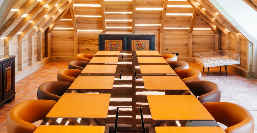 Oaks Prague: Špičkový golfový zážitek pro vaše obchodní partnery v elegantním rezortu u Prahy