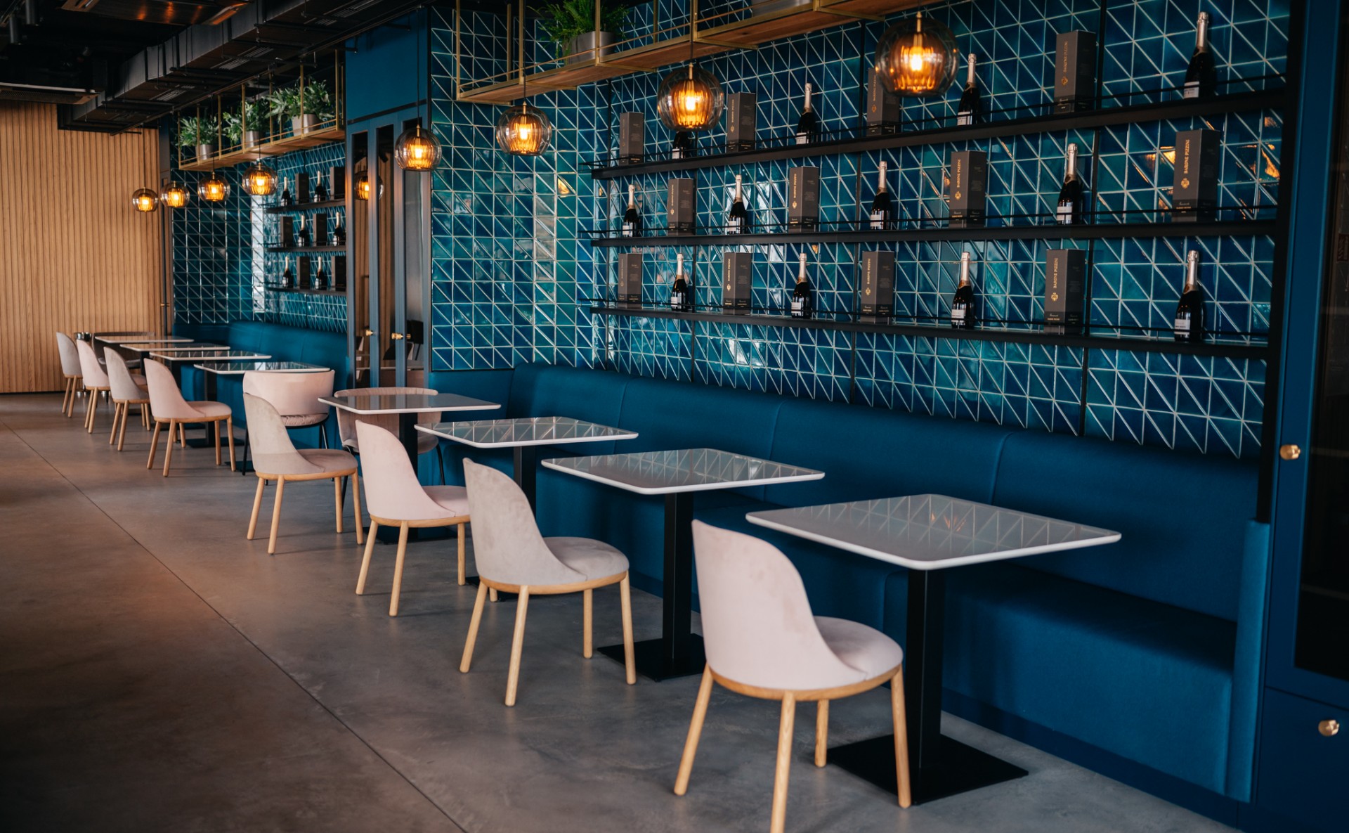 Castle, Golf, Elegance – A Unique Venue for Your Event Near Prague