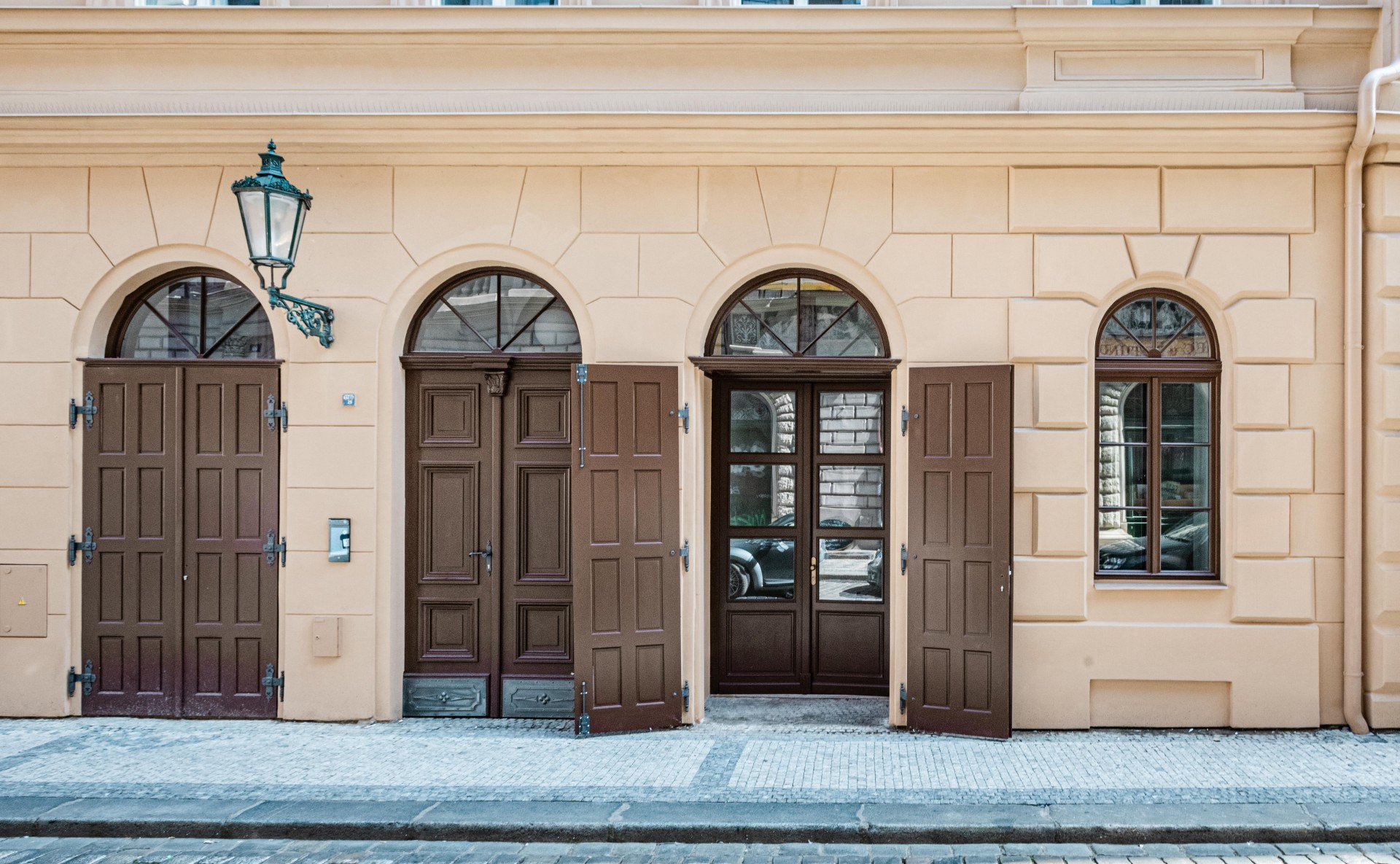 Prosotry pro služby a obchod Praha 1, Karolíny Světlé