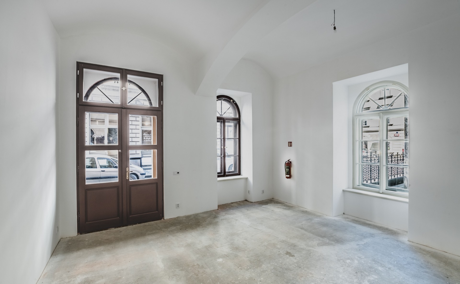 Prosotry pro služby a obchod Praha 1, Karolíny Světlé