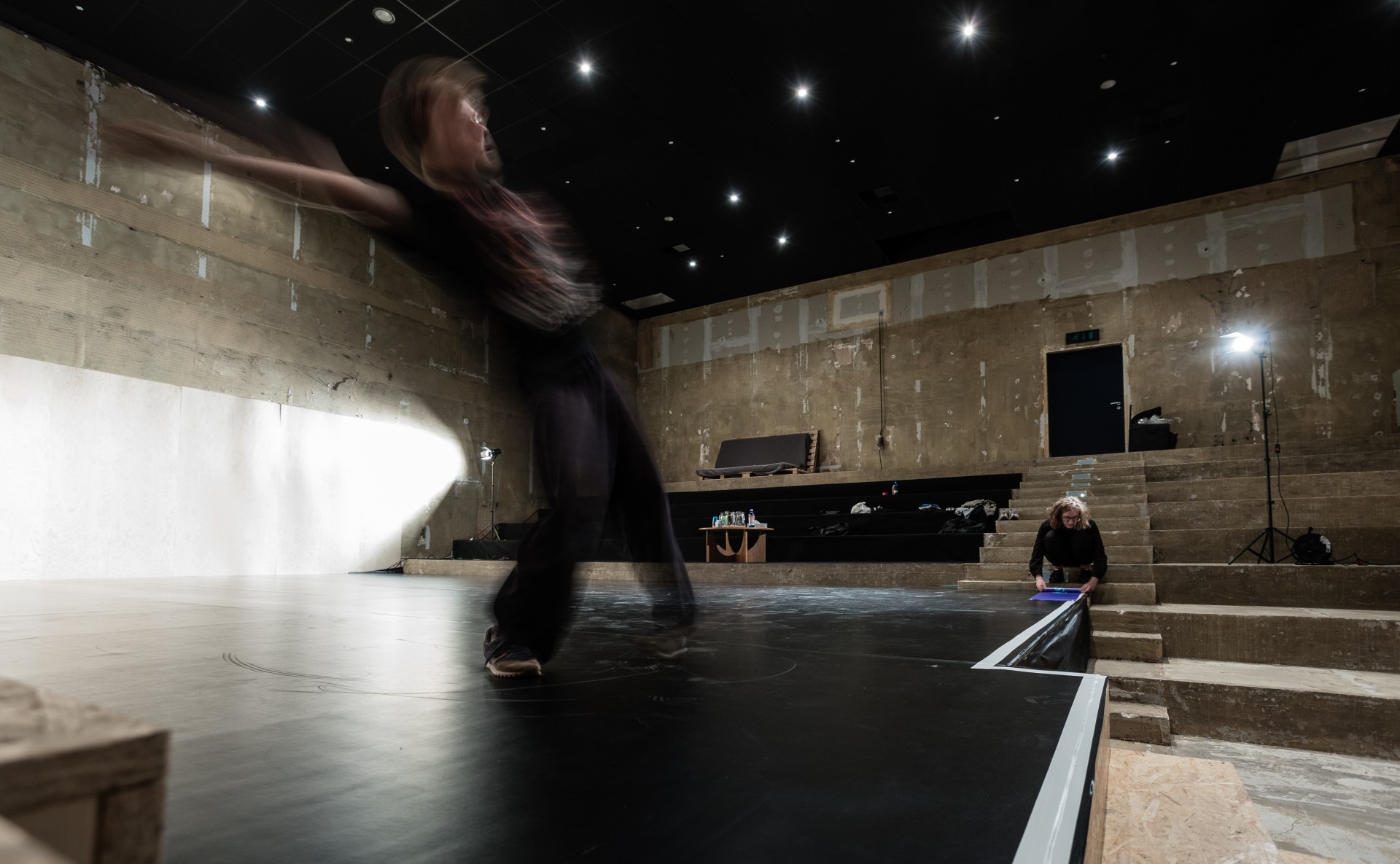 Multifunkční taneční sál v bývalém kinosále pro kreativní eventy