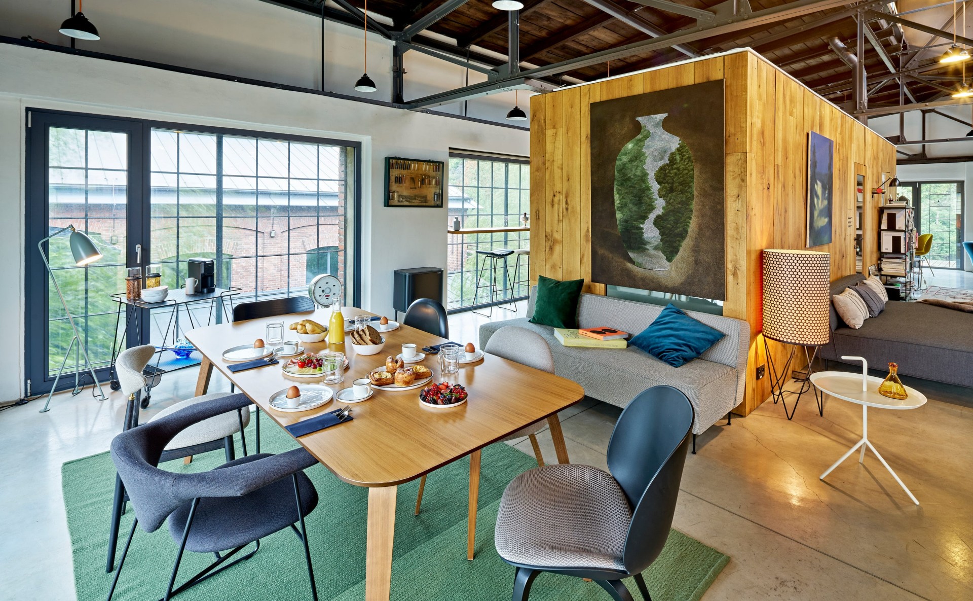 Industrial loft with a contemporary art gallery for small corporate events