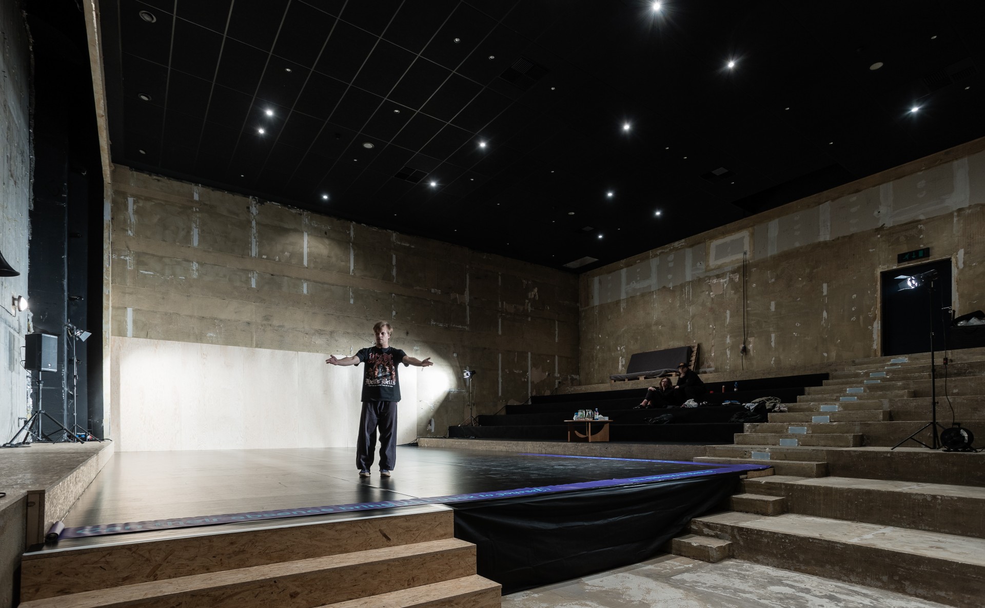 Multifunkční taneční sál v bývalém kinosále pro kreativní eventy