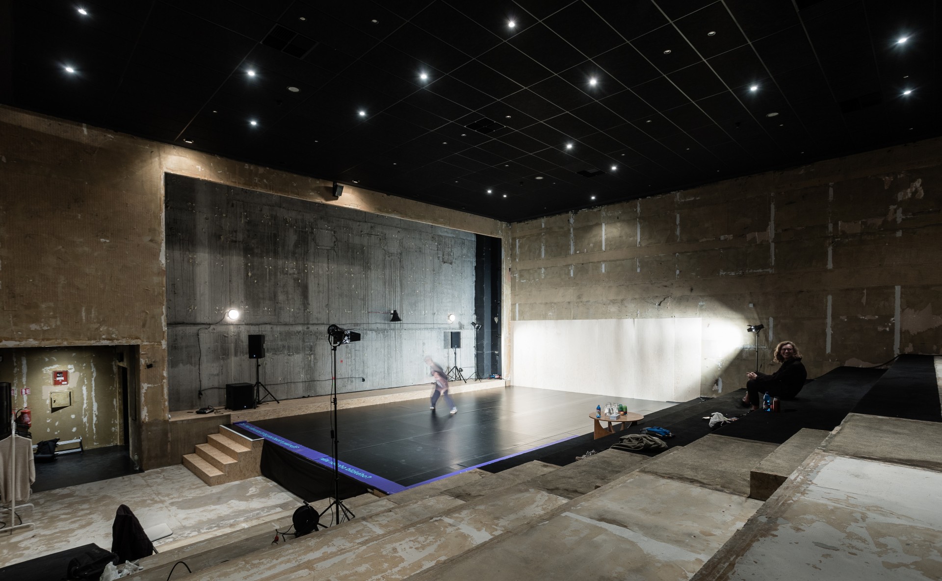 Multifunkční taneční sál v bývalém kinosále pro kreativní eventy