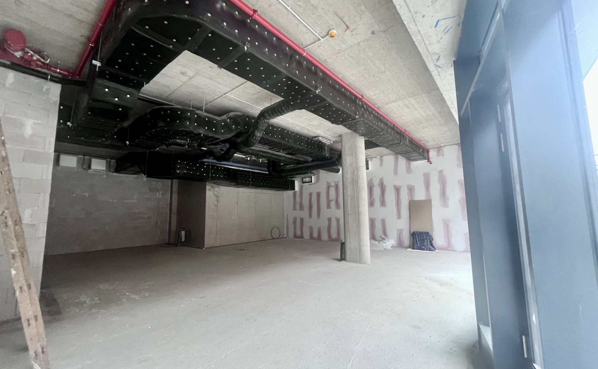 Retail Space for Lease – Smíchov City