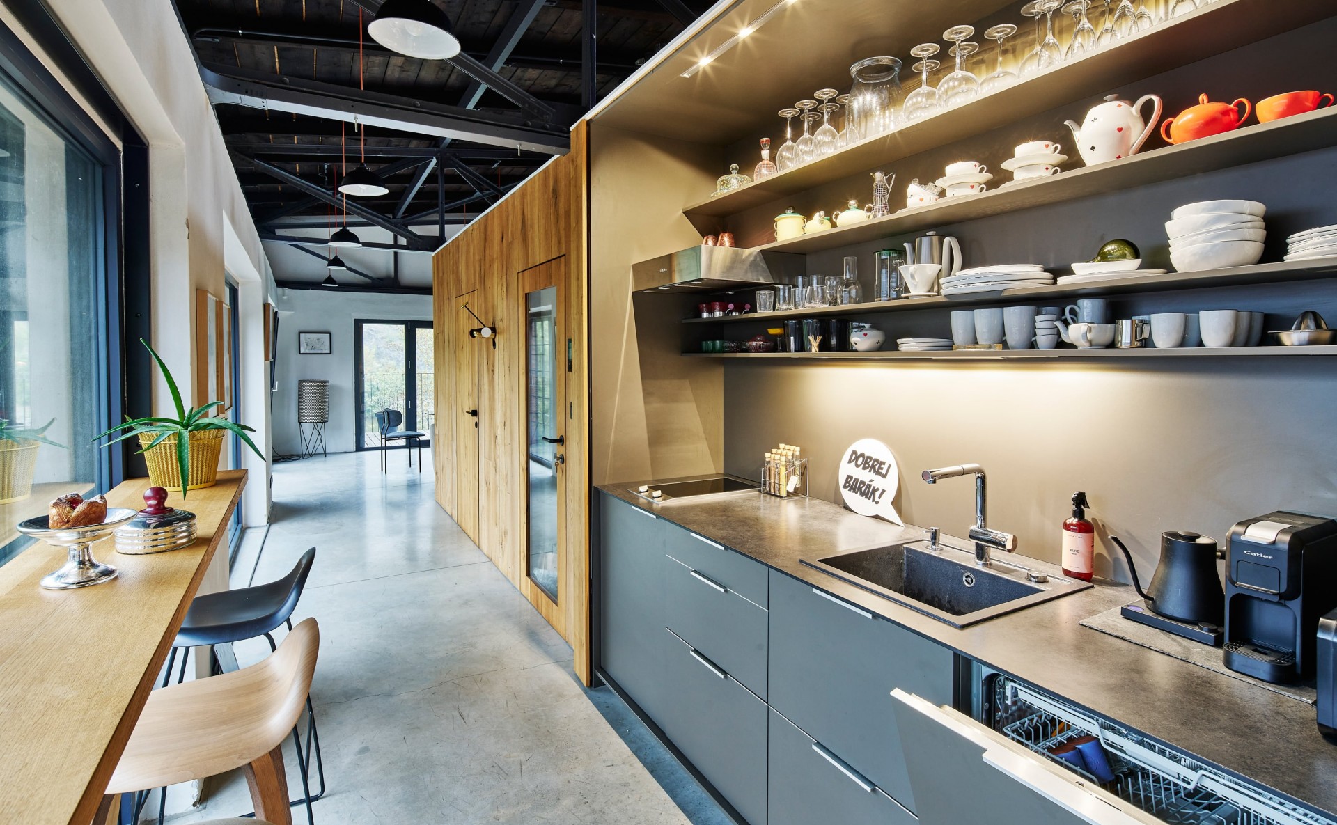 Industrial loft with a contemporary art gallery for small corporate events