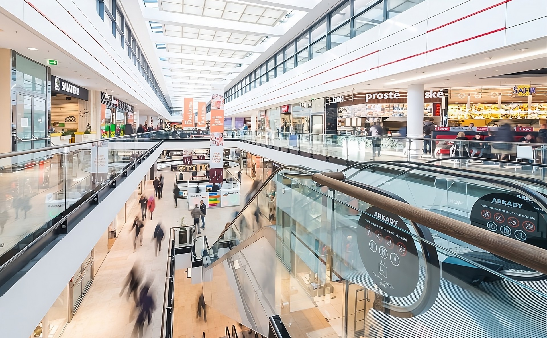 Pronájem stánku v OC Arkády Panrkác Praha 4