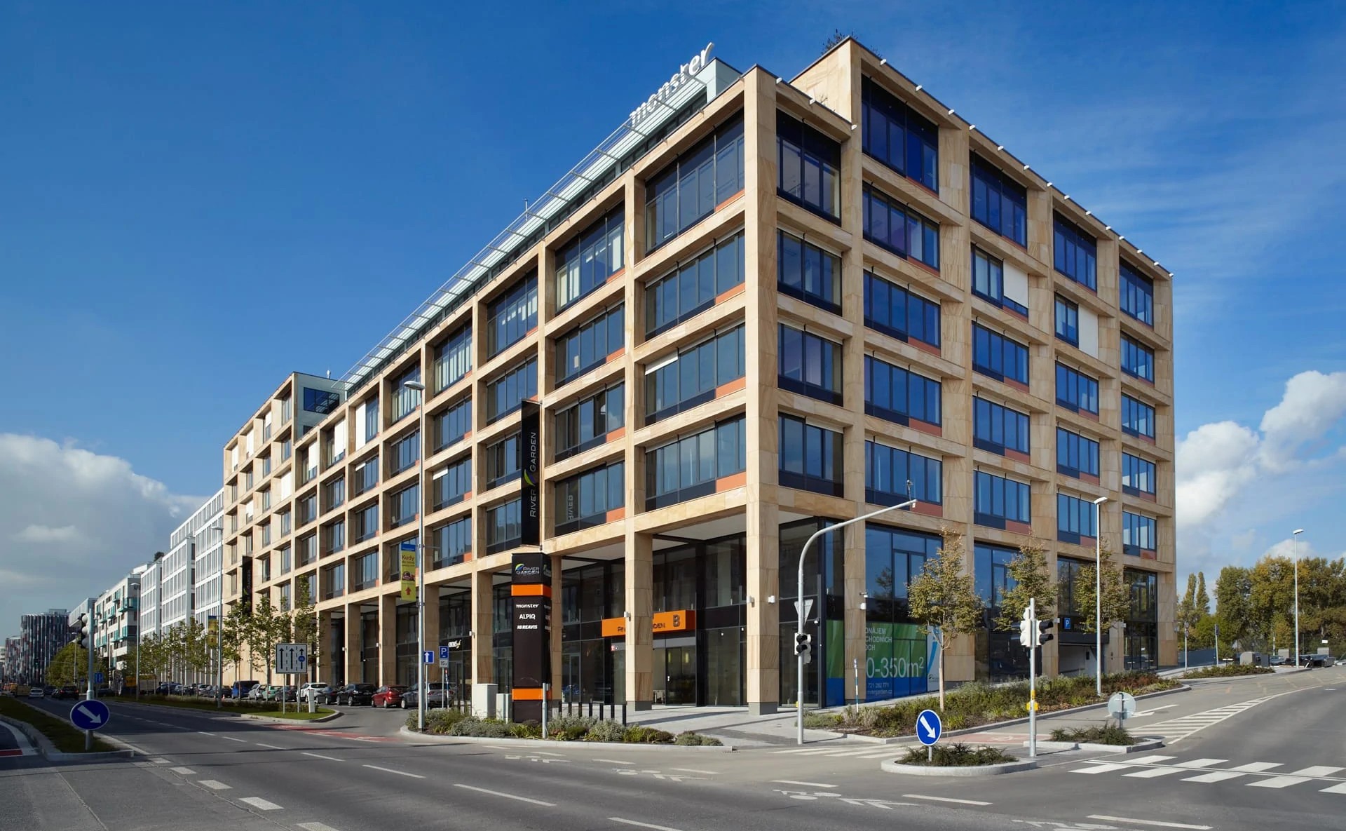 River Garden I – Office Space for Lease in Karlín