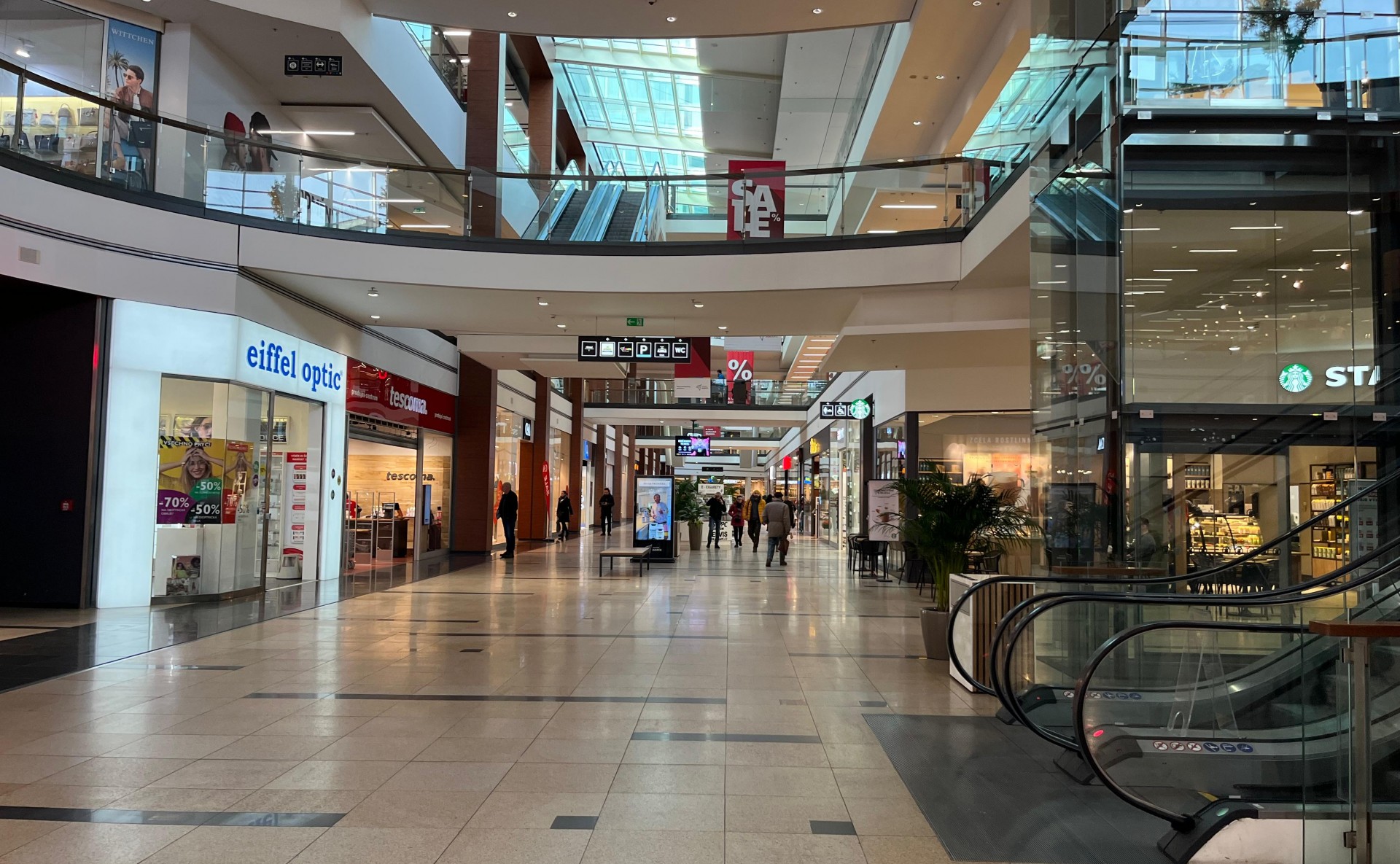 Pronájem obchodního prostoru nebo stánku v Galerii Harfa Praha 9