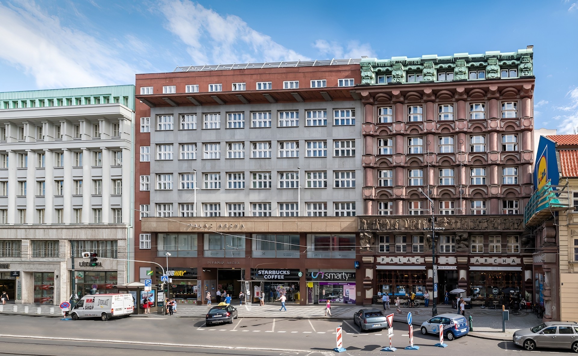 Pronájem obchodní jednotky Palác Archa Na Poříčí Praha 1