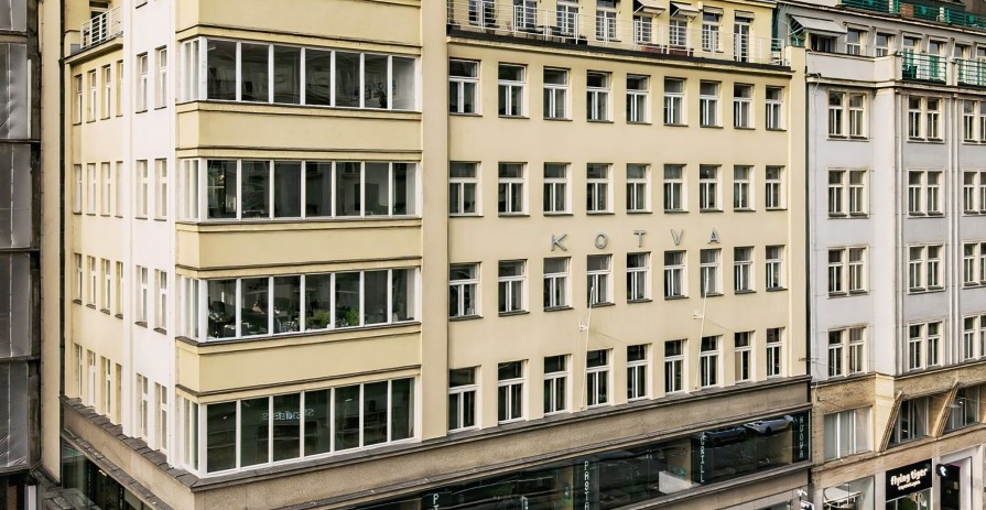 Revoluční 1 + 3: Pronájem kanceláří v prémiové administrativní budově v centru Prahy