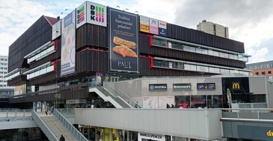 Lease of Retail Space or Kiosk in the Traditional OC DBK Budějovická Department Store