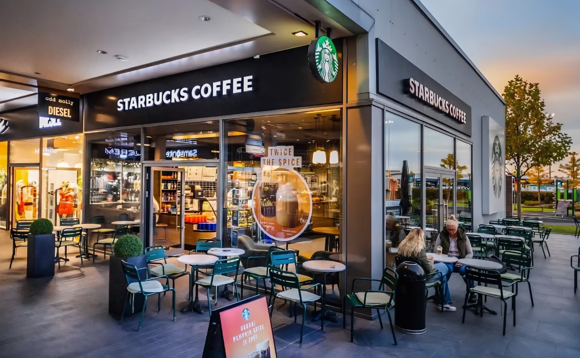 Lease of Retail Space – Fashion Arena Prague Outlet, Štěrboholy