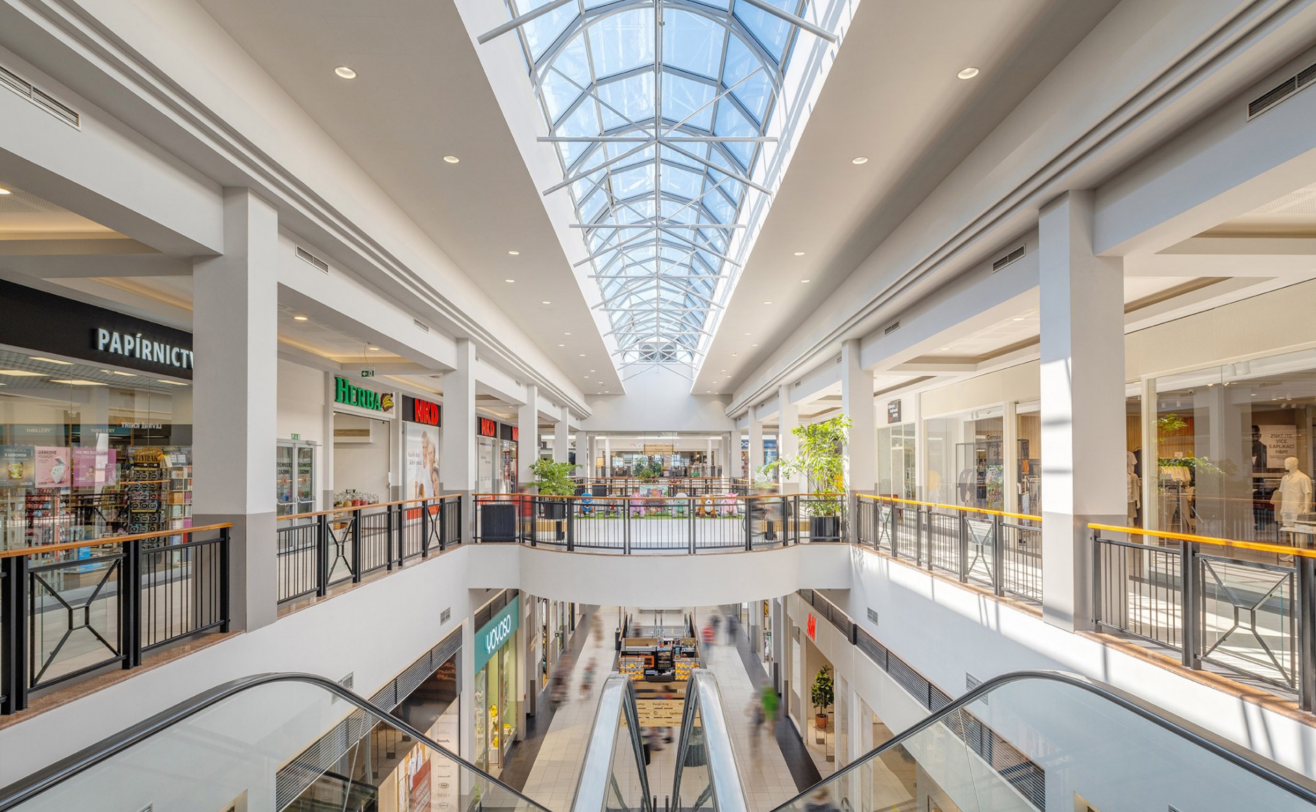 Pronájem obchodních prostor / stánku v Novo Plaza Praha 4