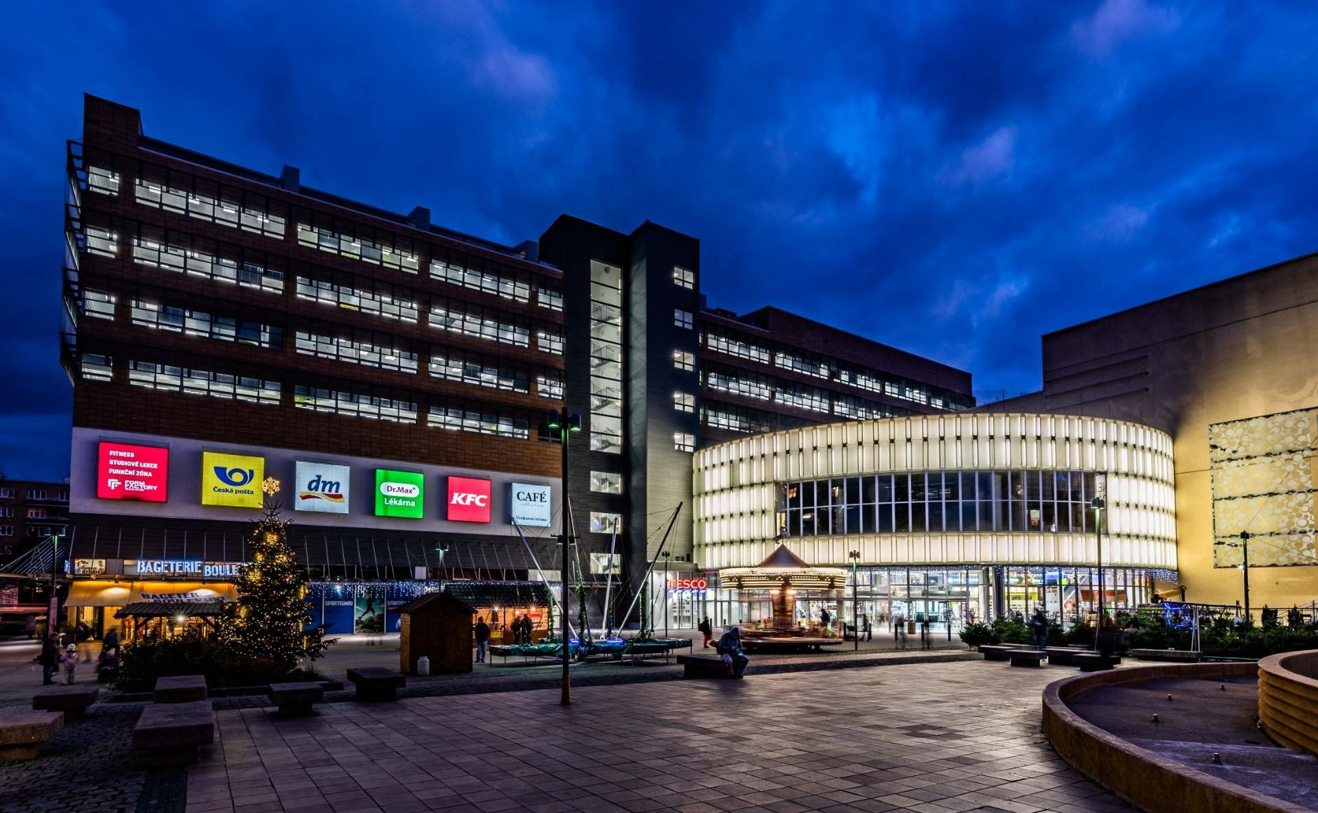 Lease of Retail Unit or Kiosk – OC Eden, Prague 10