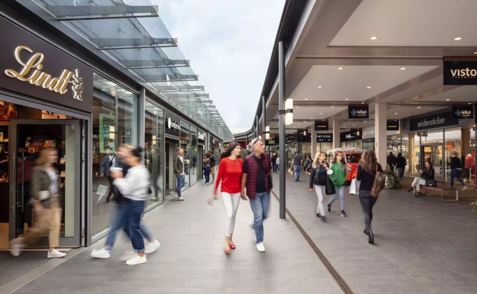 Lease of Retail Space – Fashion Arena Prague Outlet, Štěrboholy