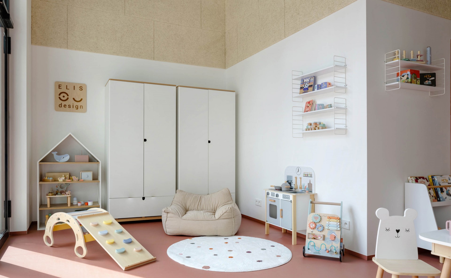 Design multifunctional space for rent in Prague