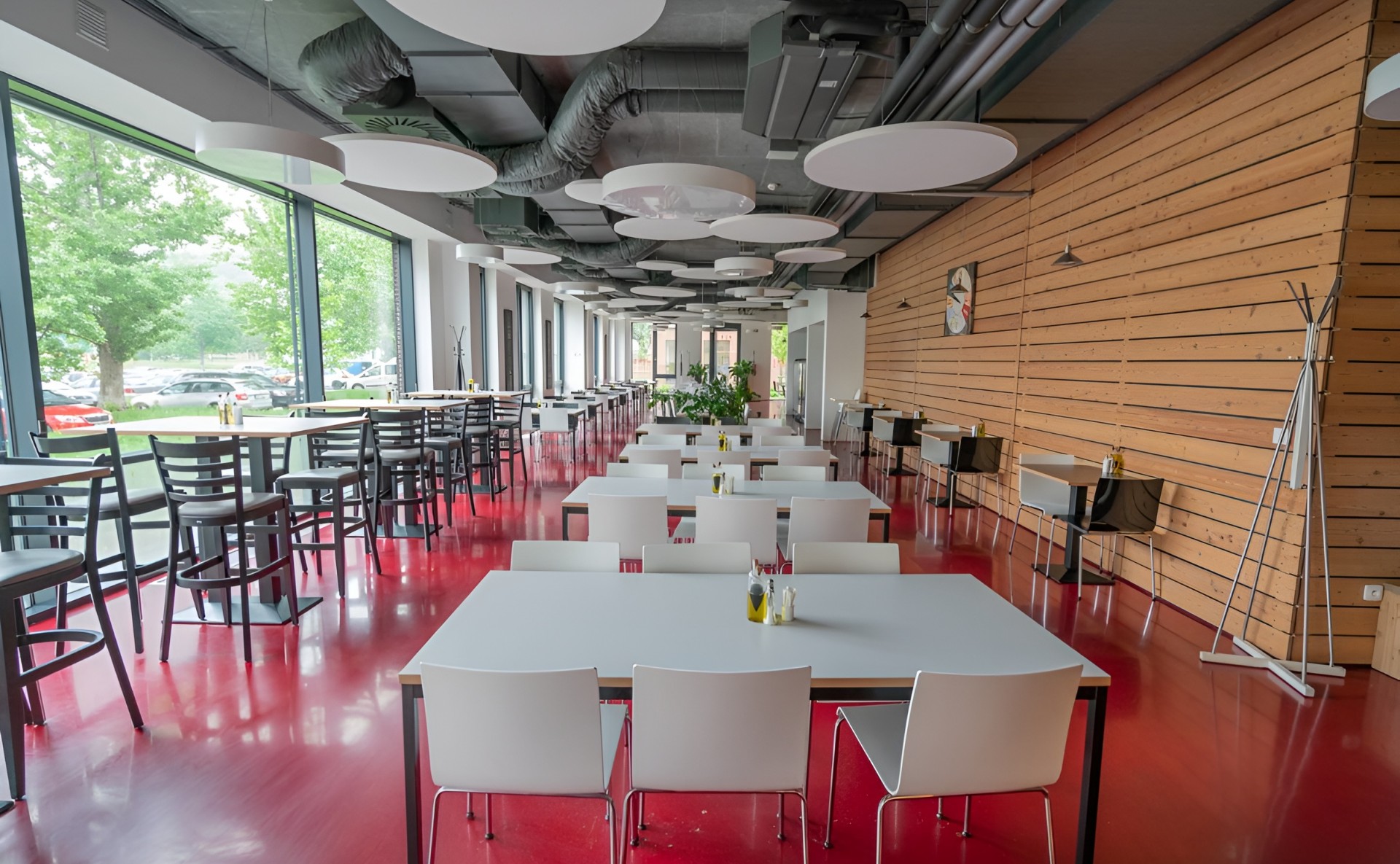 Office Space for Lease – Futurama Business Park Prague 8 Karlín