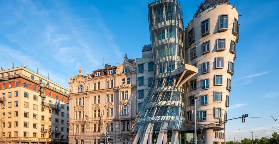 Dancing House: Office Space for Lease in an Iconic Building on Jiráskovo Square