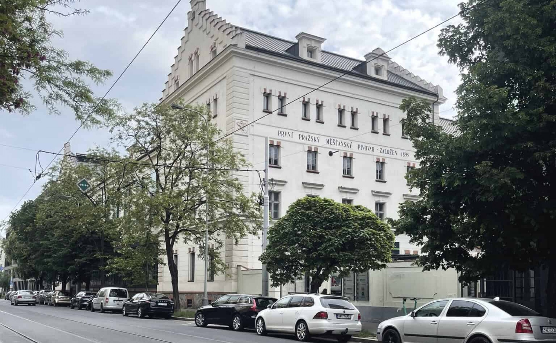 Pivovar 57 pronájem moderních kanceláří Praha 7 Holešovice