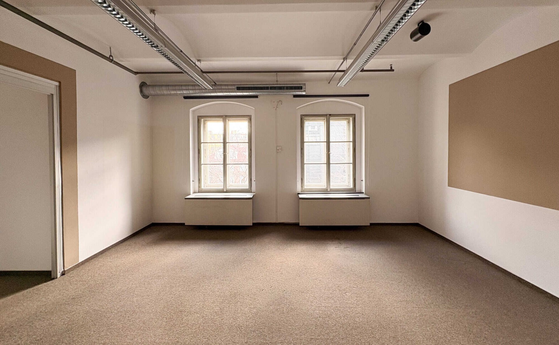 Pivovar 57 pronájem moderních kanceláří Praha 7 Holešovice