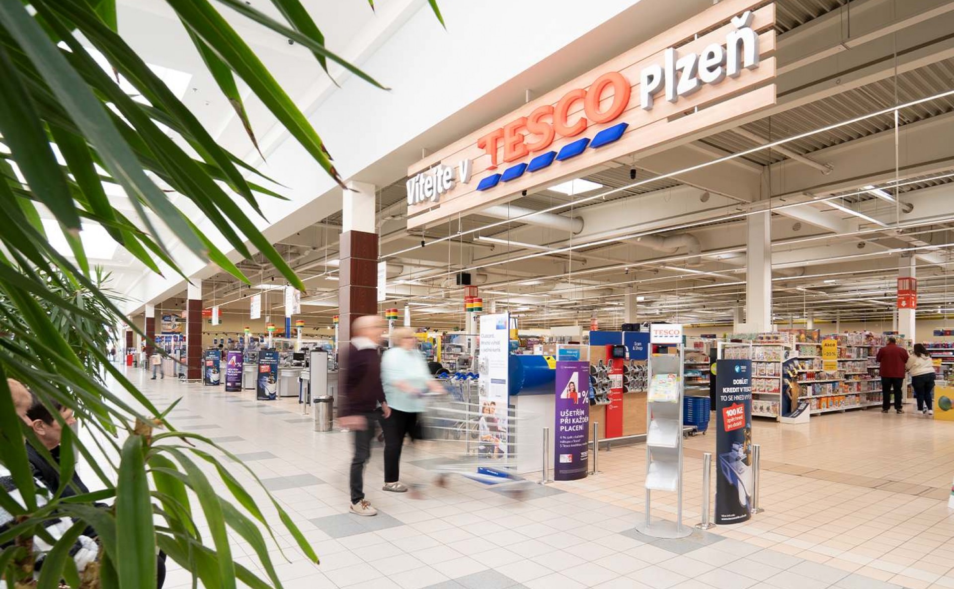 OC Rokycanská – Retail / Kiosk Space for Rent Plzeň | Dejsiprostor