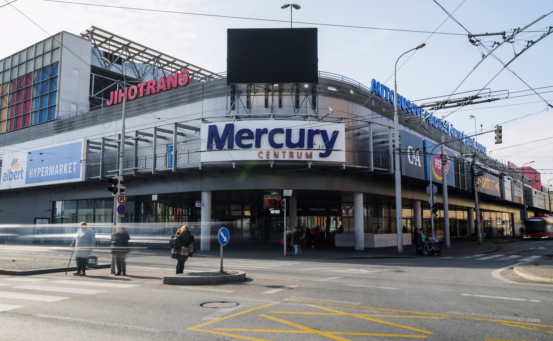 DOC Mercury České Budějovice pronájem obchodní místo / stánek Dejsiprostor