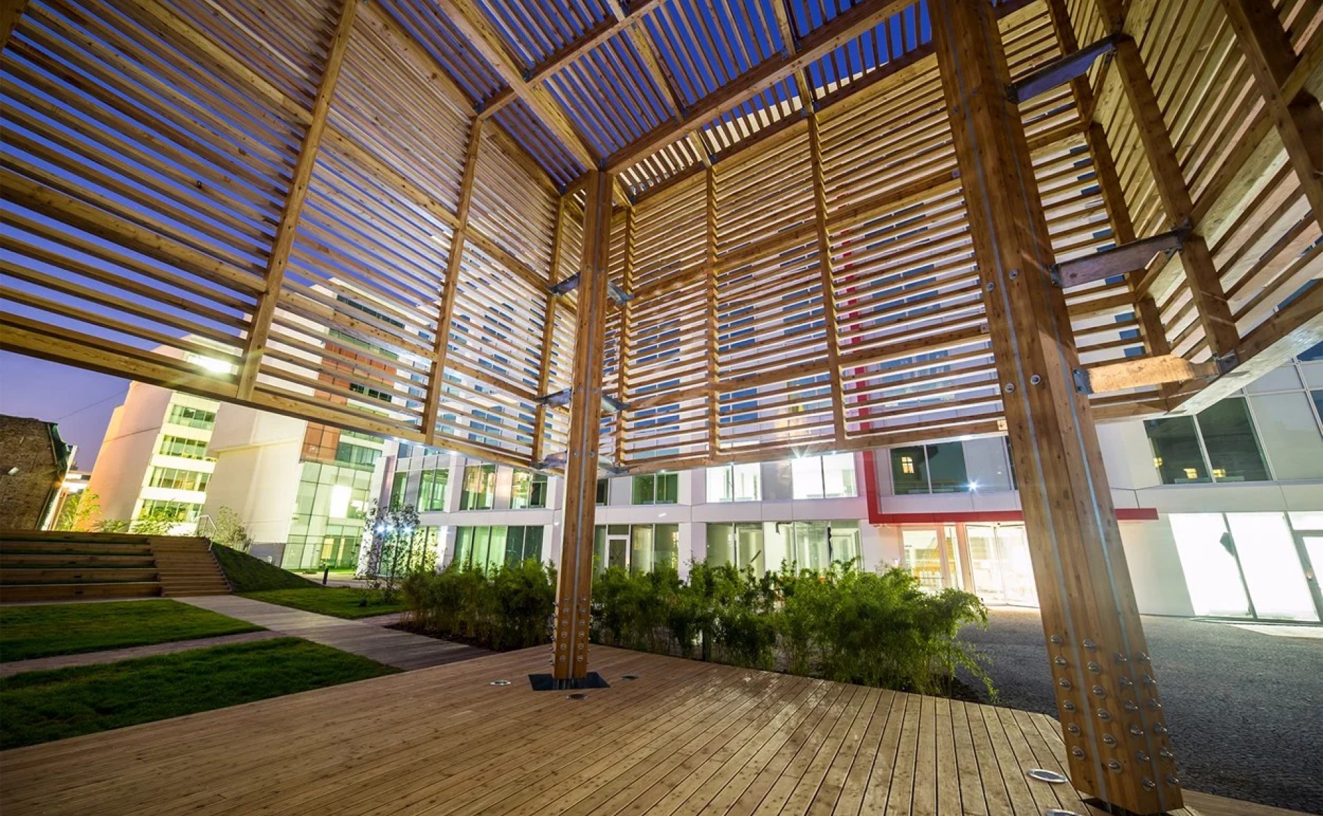 Lease of Modern Offices in Corso Court, Prague 8 Karlín