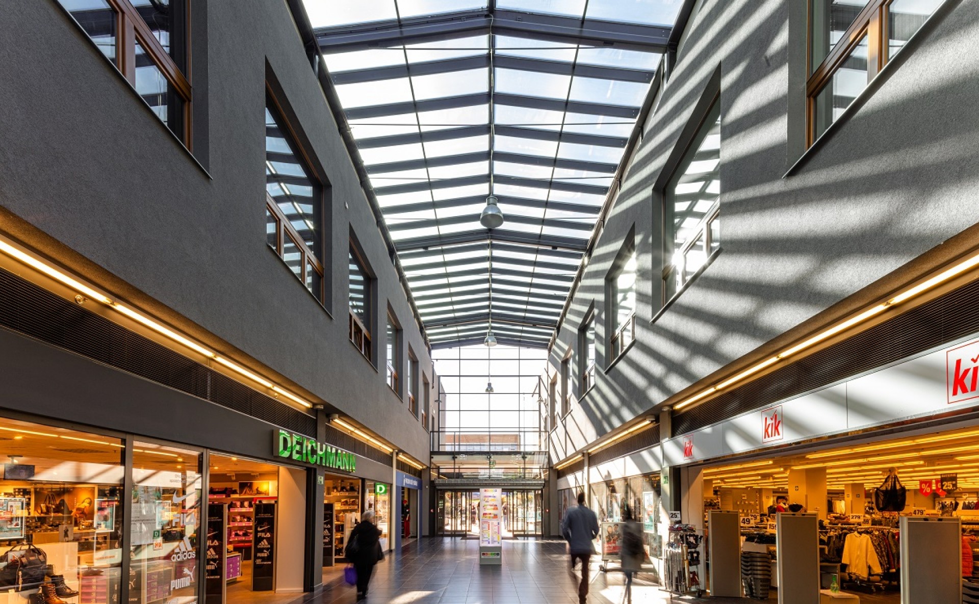 Lease of a Retail Spot / Kiosk – OC Lužiny, Prague 13