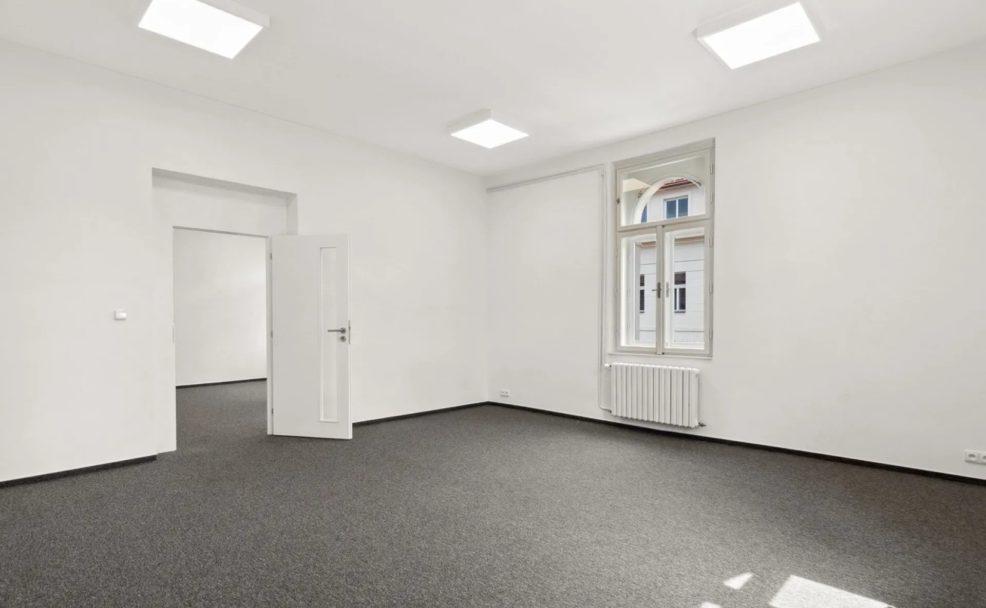 Pronájem kanceláří Praha 2 Blanicka Dejsiprostor