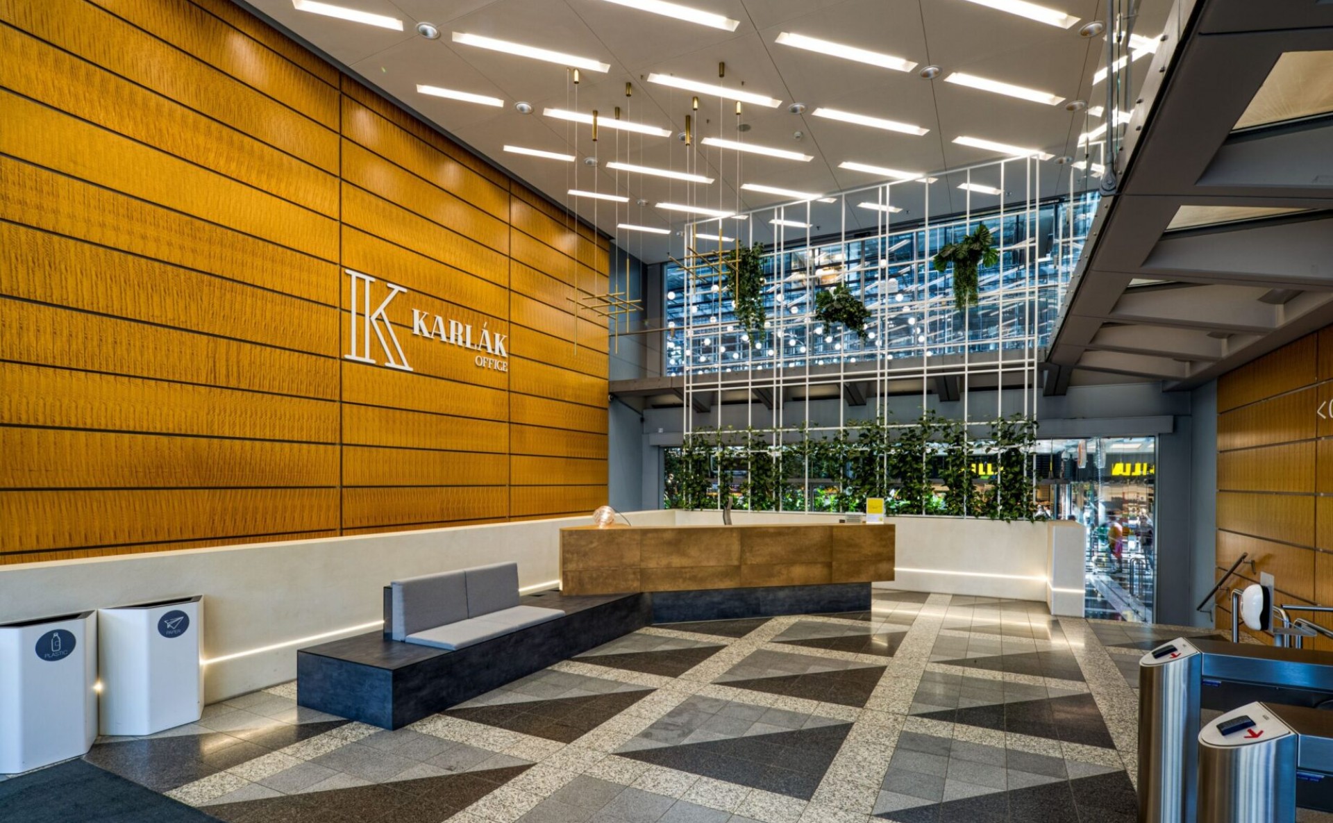 Karlák Office – Office Lease Prague 2 Karlovo náměstí | Dejsiprostor