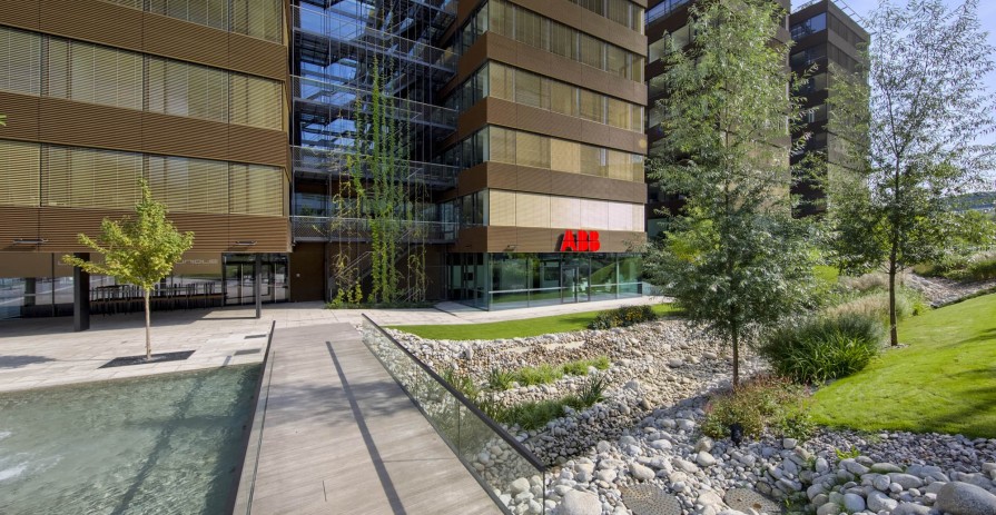 Brumlovka Delta: Sublease of Prestigious Modern Office Space at Brumlovka