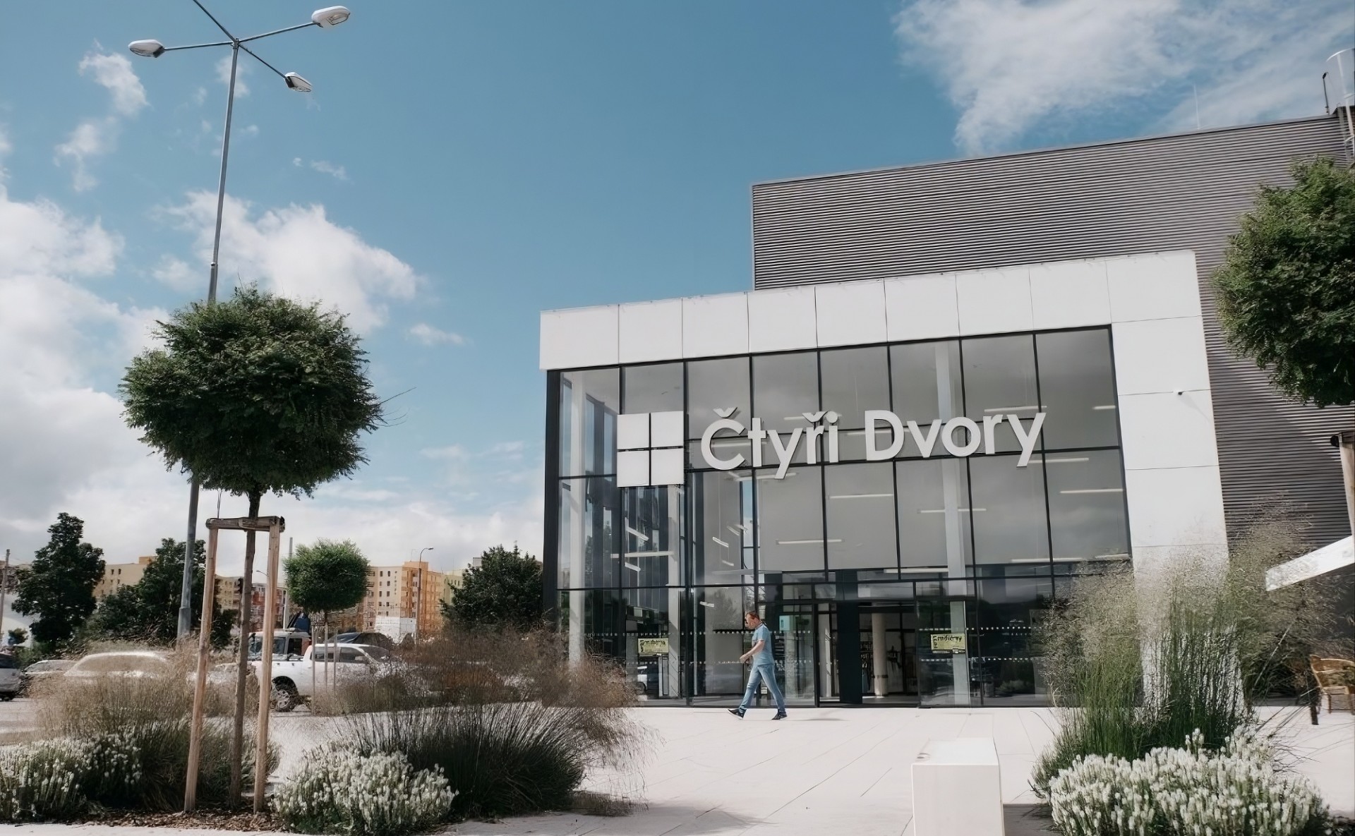 Čtyři Dvory Shopping Center, České Budějovice – Retail Unit / Kiosk for Lease | Dejsiprostor