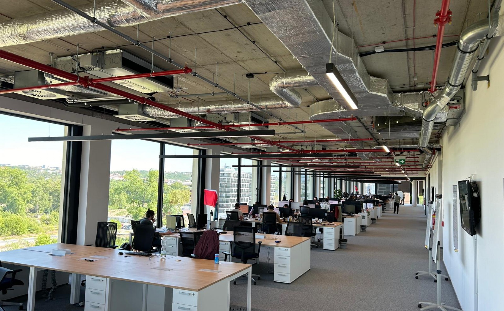 Exkluzivní podnájem kanceláří Block Karlín Praha 8 Dejsiprostor