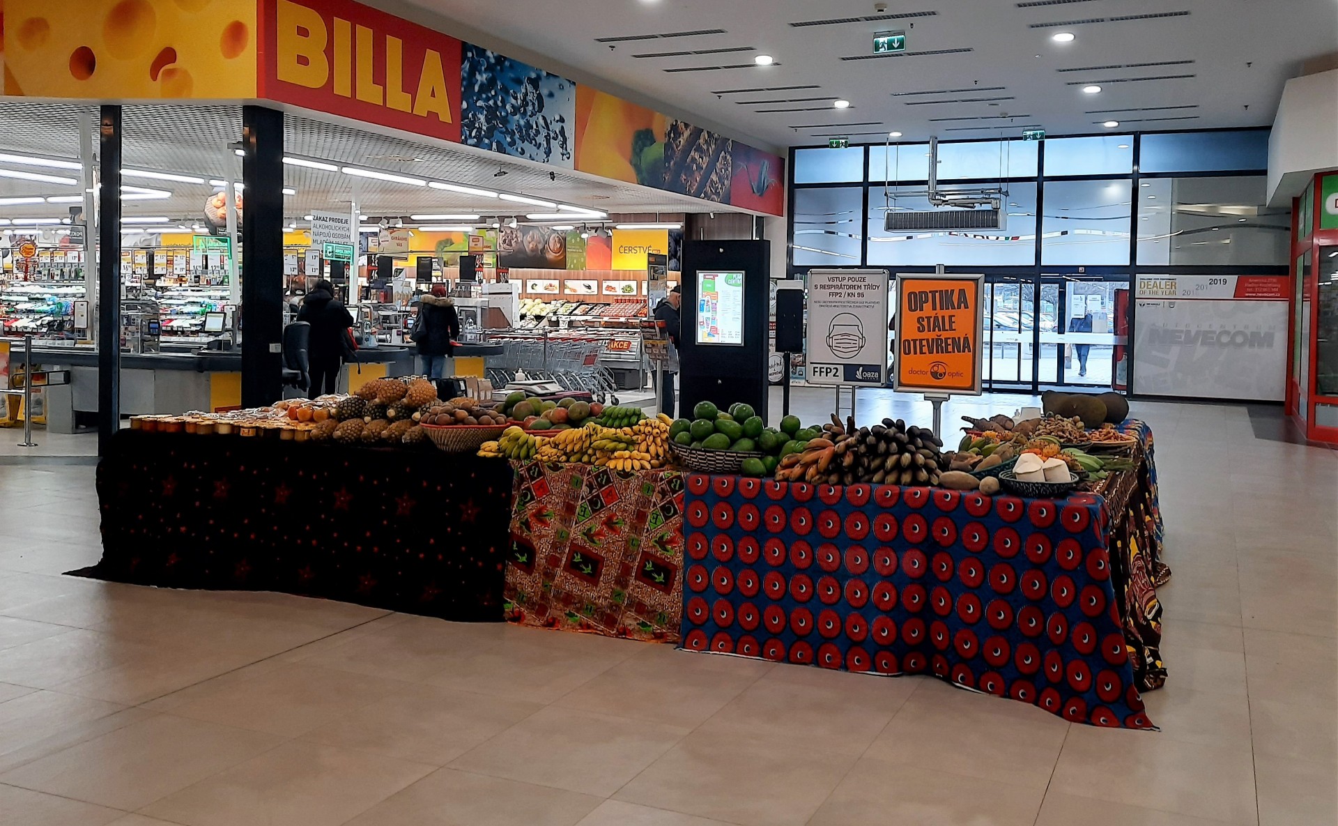 NC OAZA Kladno pronájem obchodni prostor / stánek Dejsiprostor