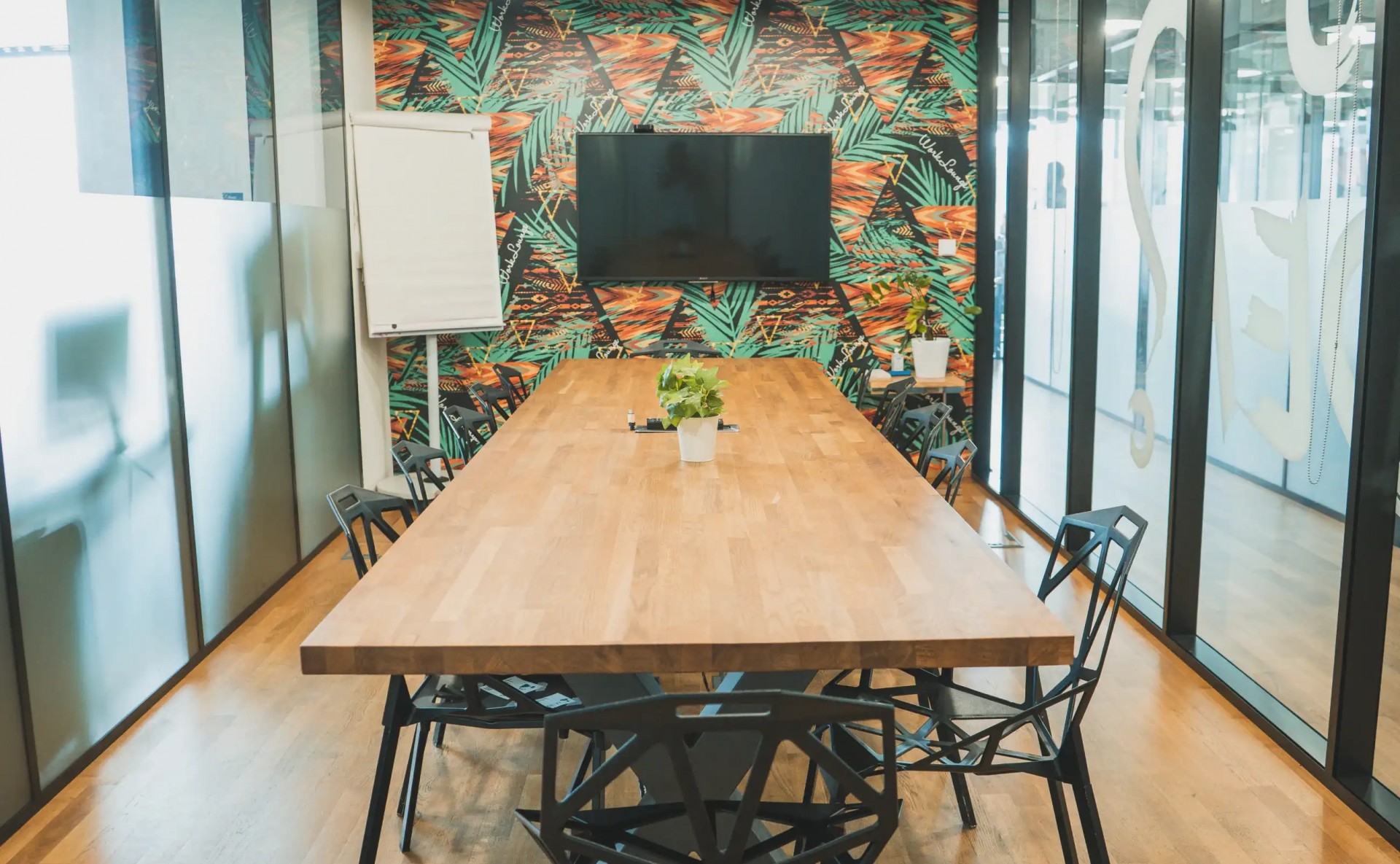 Forum Karlín – Coworking Offices for Lease at WorkLounge Karlín, Prague 8 | Dejsiprostor