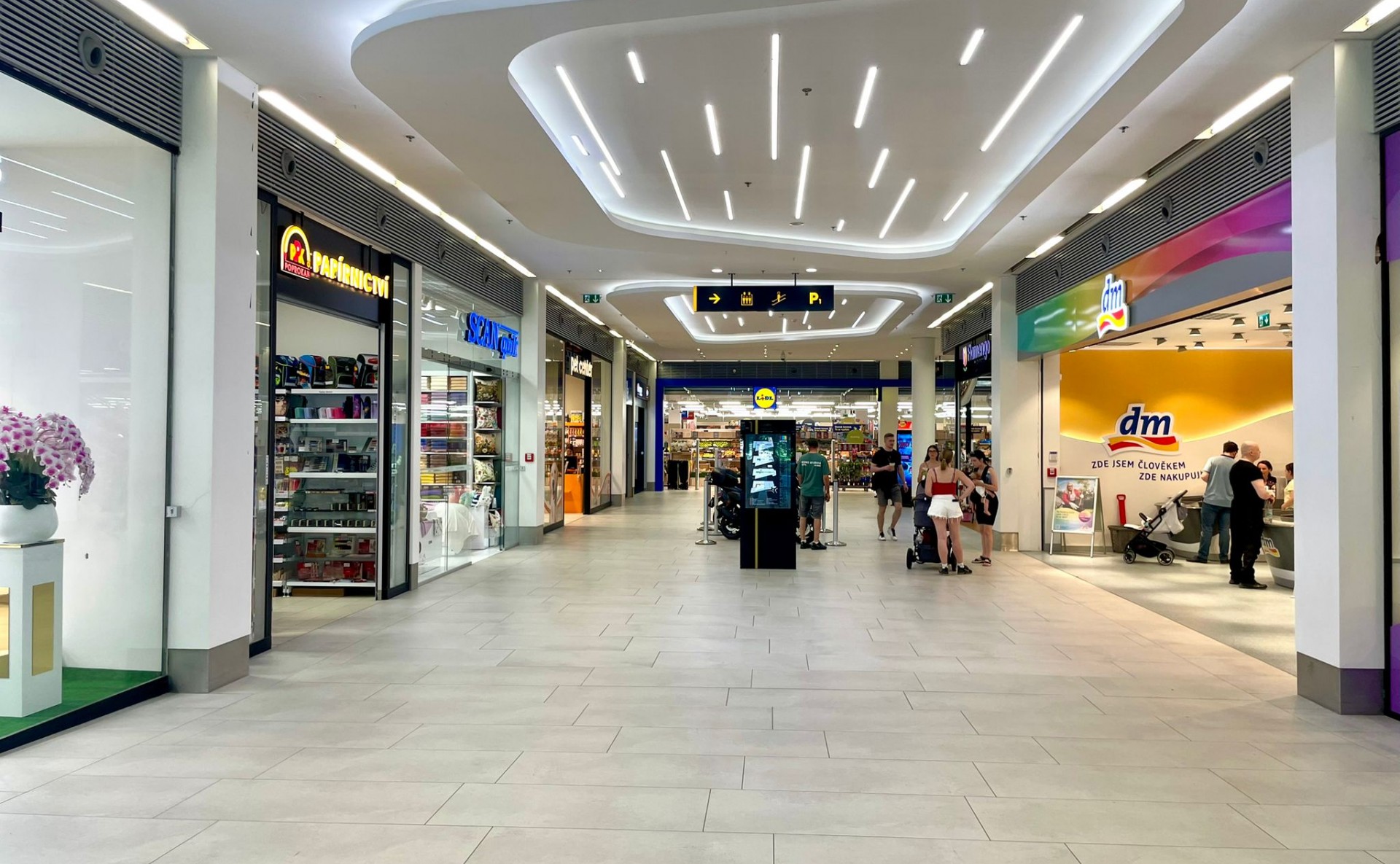 retail space for rent at Galerie Teplice